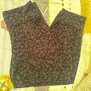 Lululemon Cropper Align Joggers